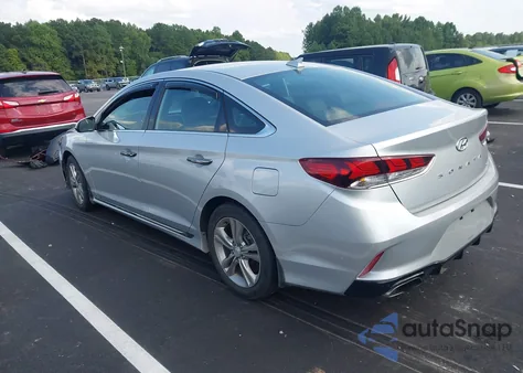 2018 Hyundai Sonata Sport+ z USA, uszkodzony, nr VIN 5NPE34AF4JH701880